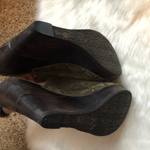 DIANE VON FURSTENBERG Green Suede Mules/Clogs - Picture 5 of 8